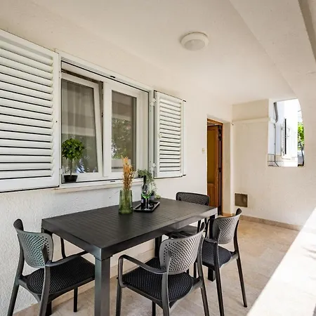 Apartamento Olive Garden Krk